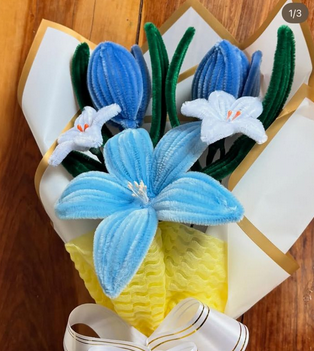 Lírios Azuis Delicados